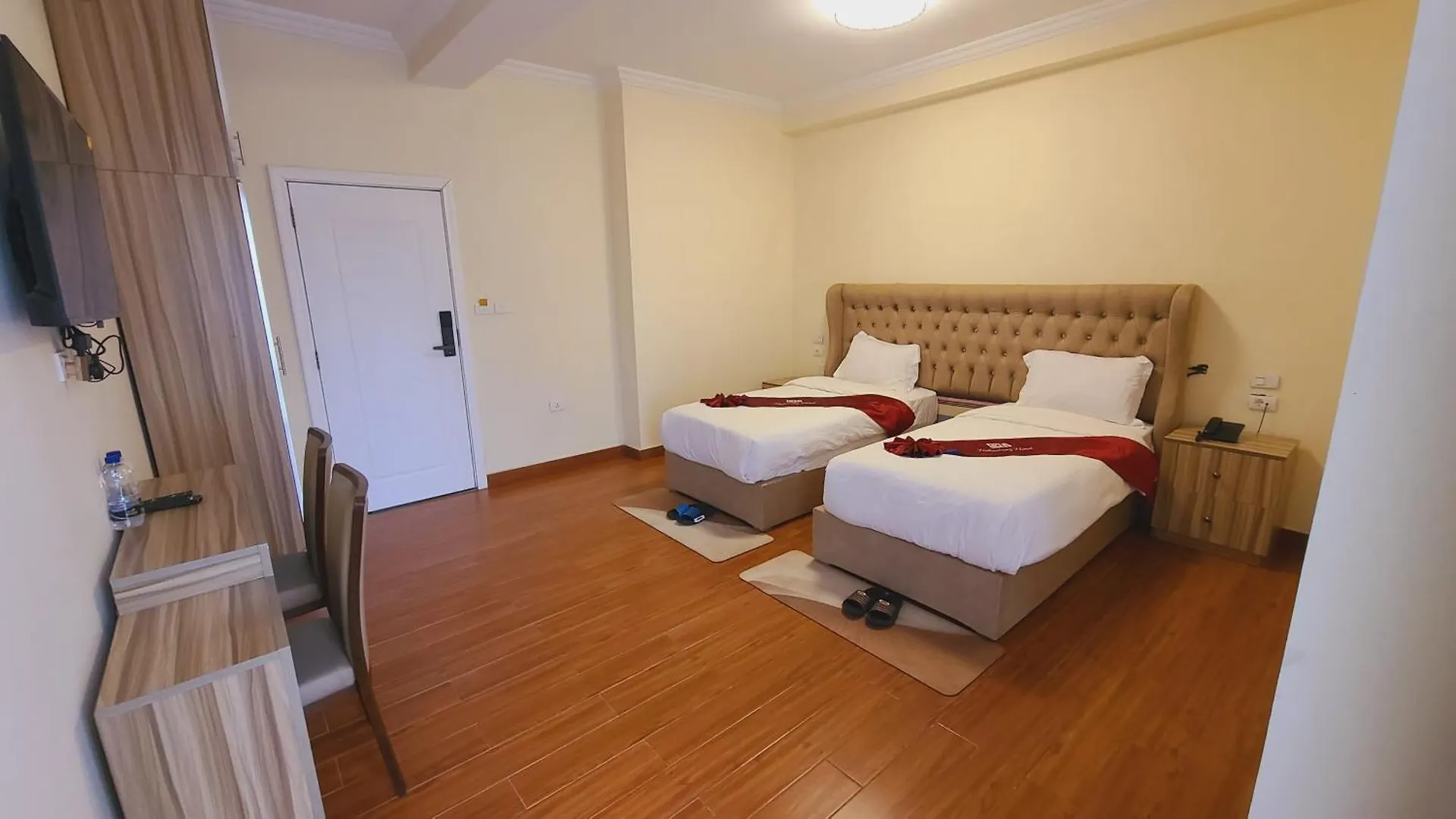 Nahusenay Hotel Addis Ababa