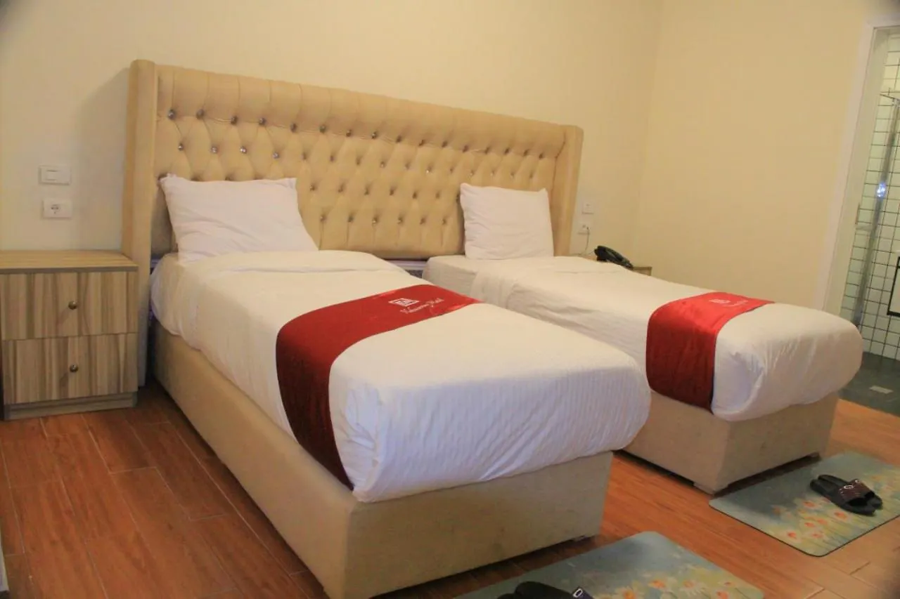 Nahusenay Hotel Addis Ababa