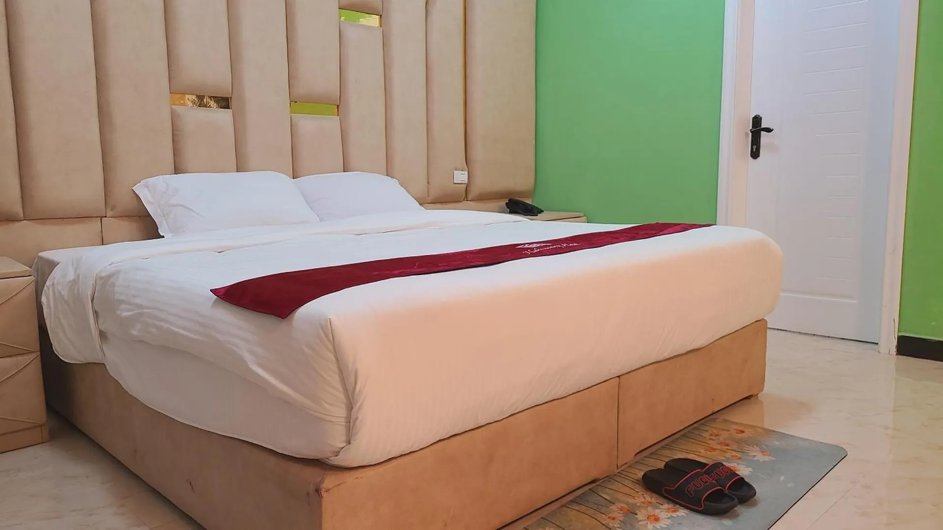 Nahusenay Hotel Addis Ababa